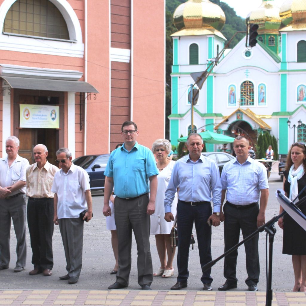 den-pamyati-zhertv-viyny-1