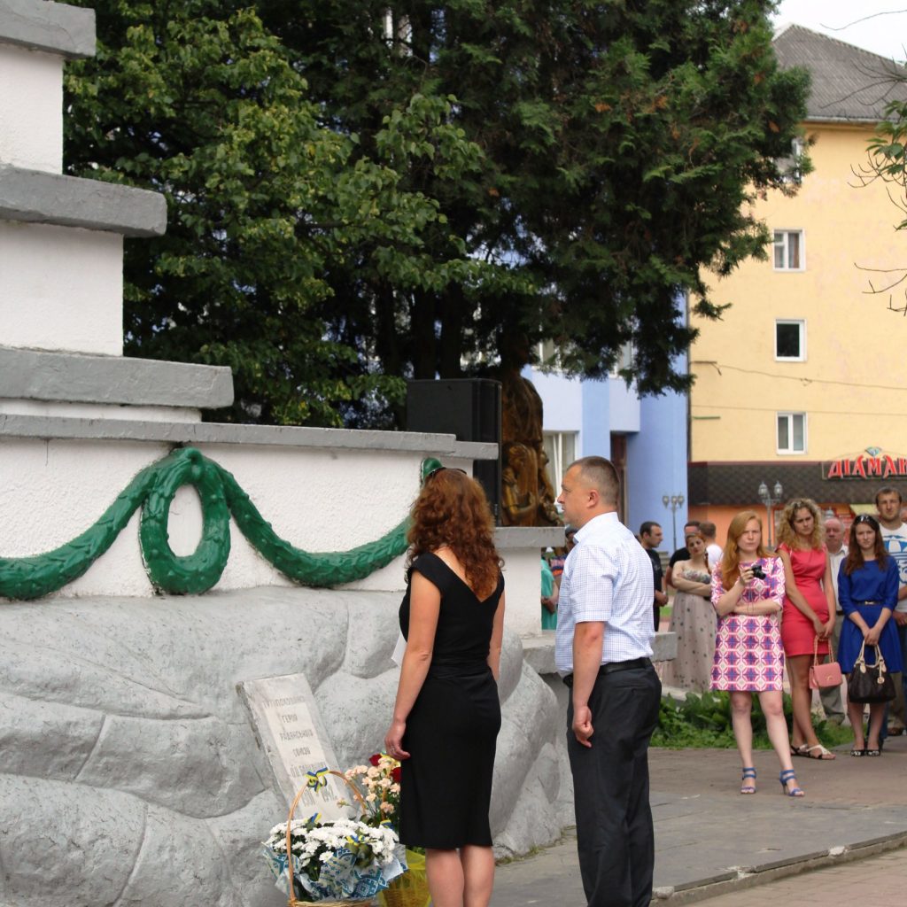 den-pamyati-zhertv-viyny-4
